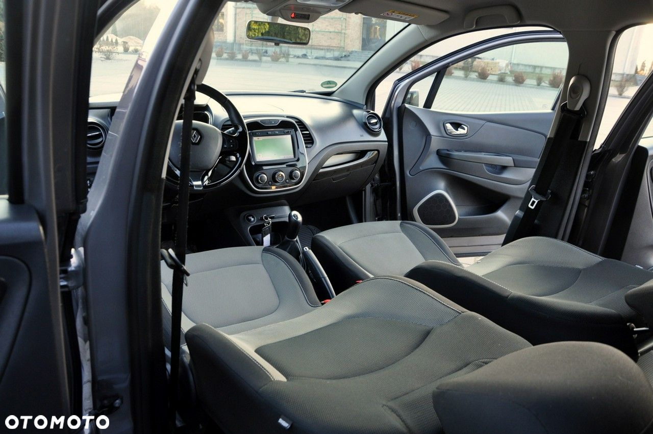 Renault Captur - 28