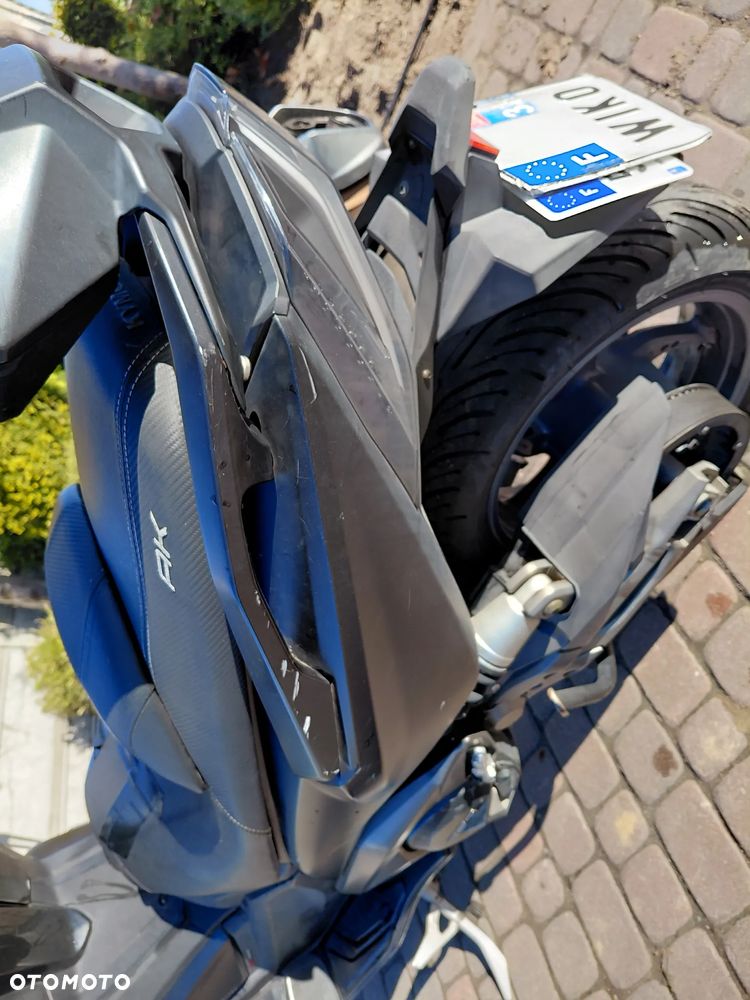 Kymco AK 550 - 17