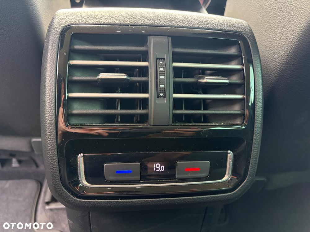 Volkswagen Passat 2.0 TDI BMT SCR 4Mot Highline DSG7 - 17