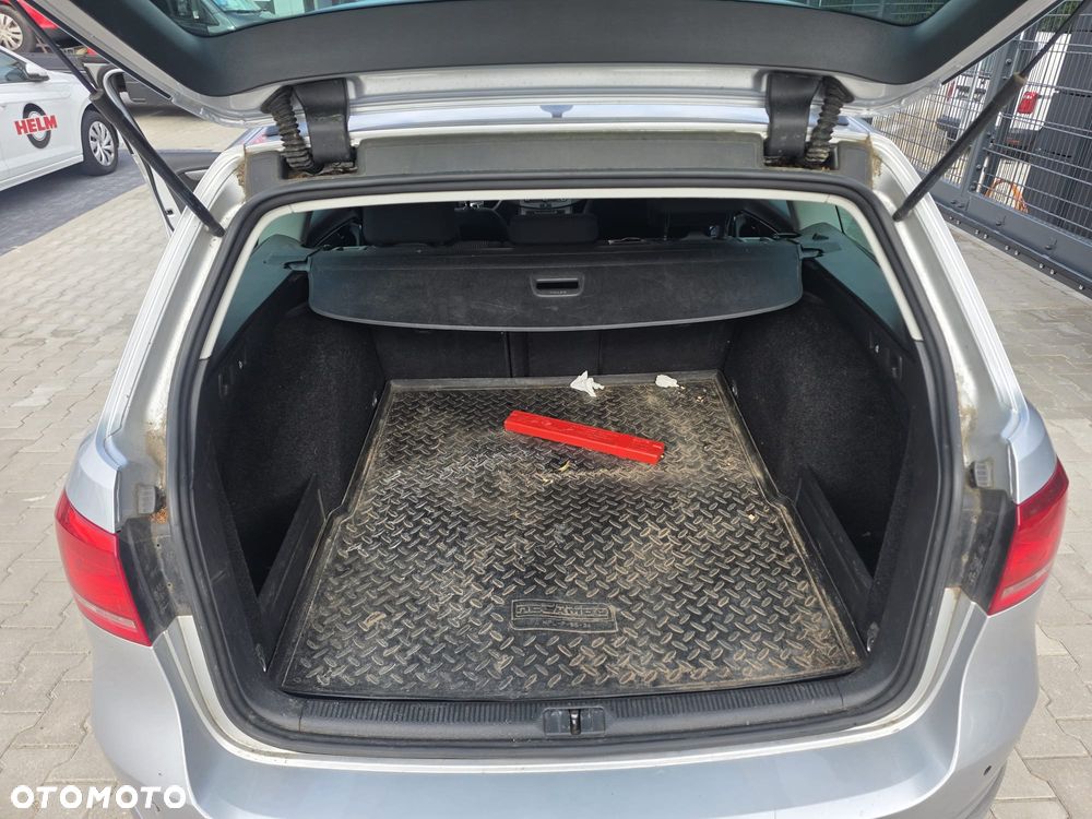 Volkswagen Passat 2.0 Blue TDI DSG SCR Comfortline - 10