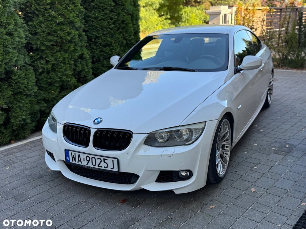 BMW 3 Series 2012 photo 2