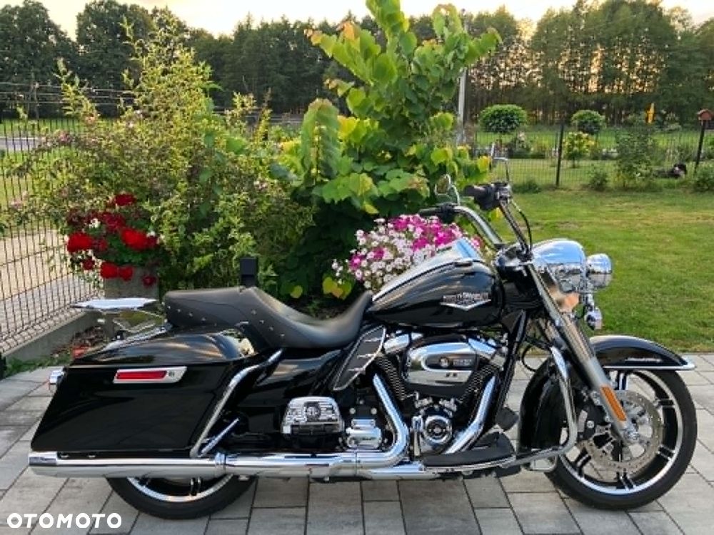 Harley-Davidson Touring Road King - 12