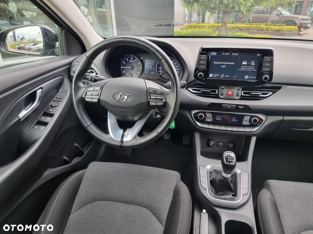 Hyundai i30 1.5 DPI Smart - 28