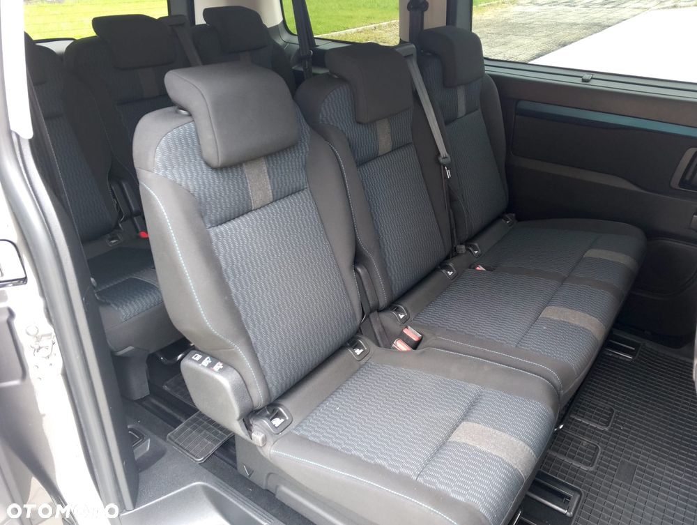 Peugeot Traveller 2.0 BlueHDi Compact Active - 22