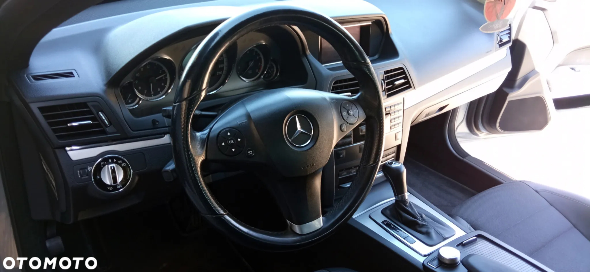 Mercedes-Benz Klasa E 250 CGI BlueEffICIENCY - 20