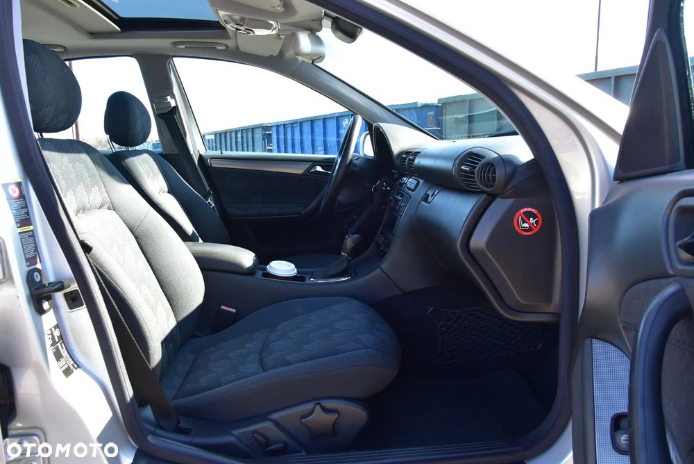Mercedes-Benz Klasa C 180 Kompressor Automatik Avantgarde - 9