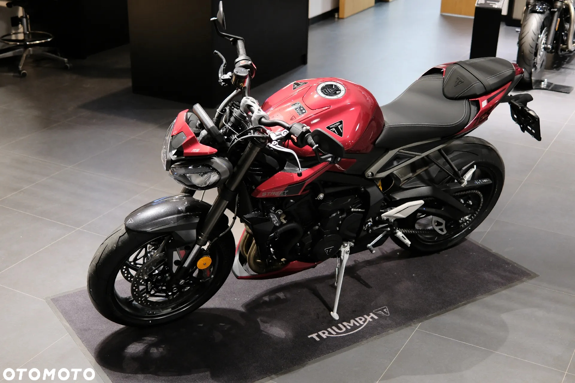 Triumph Street Triple - 5