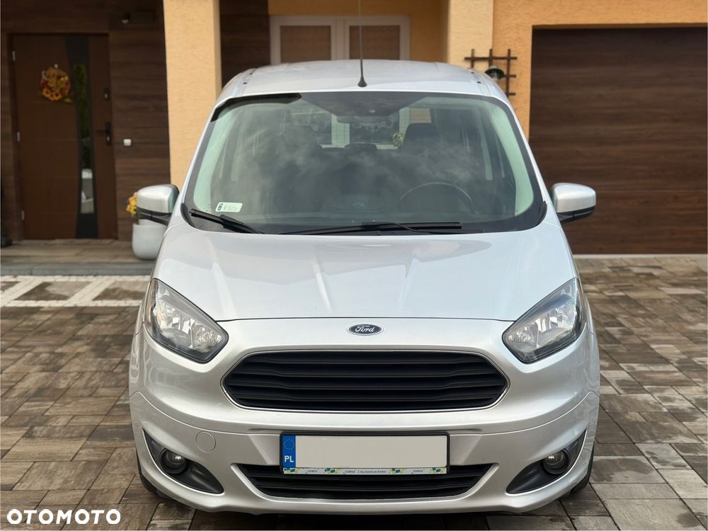 Ford Tourneo Courier 1.5 TDCi Titanium - 3