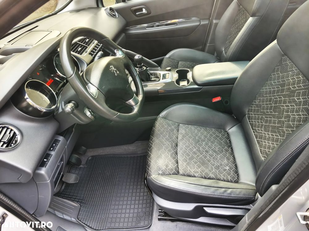 Peugeot 3008 - 14
