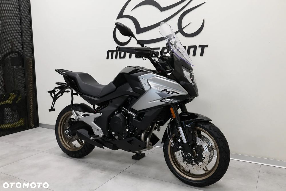 CFMoto 700MT - 4