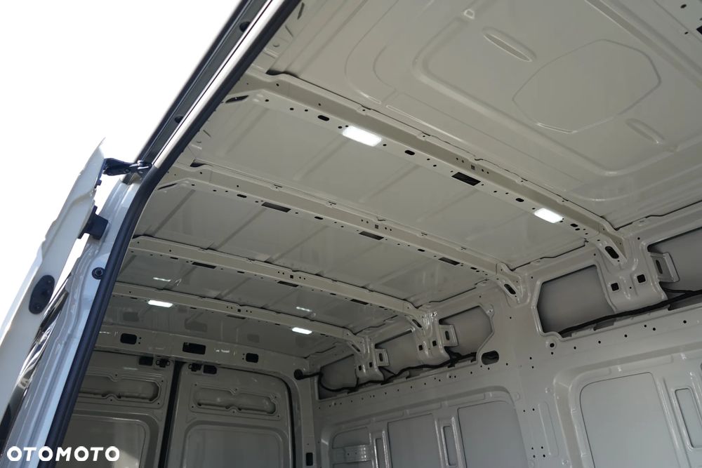 Volkswagen Crafter 35 - 15