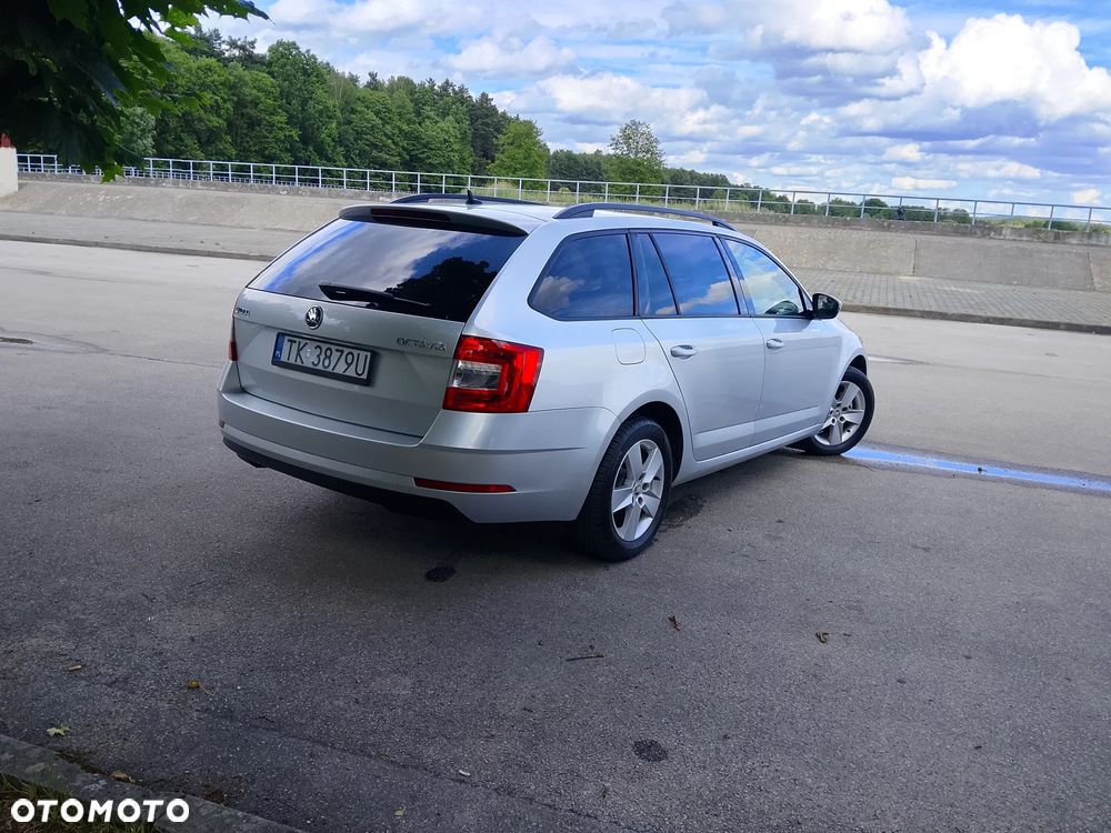 Skoda Octavia - 10