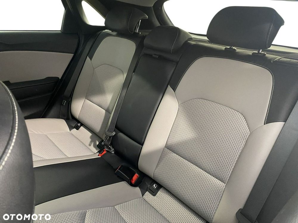 Kia Ceed 1.4 T-GDI L Business Line - 12