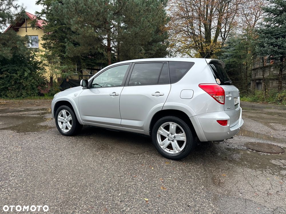 Toyota RAV4 2.2 D-CAT 4x4 Executive - 8