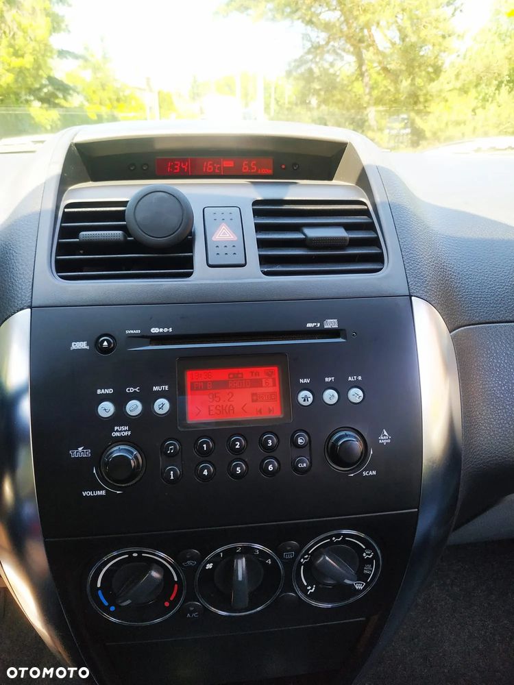 Suzuki SX4 1.9 DDiS 4WD GS / Premium - 8