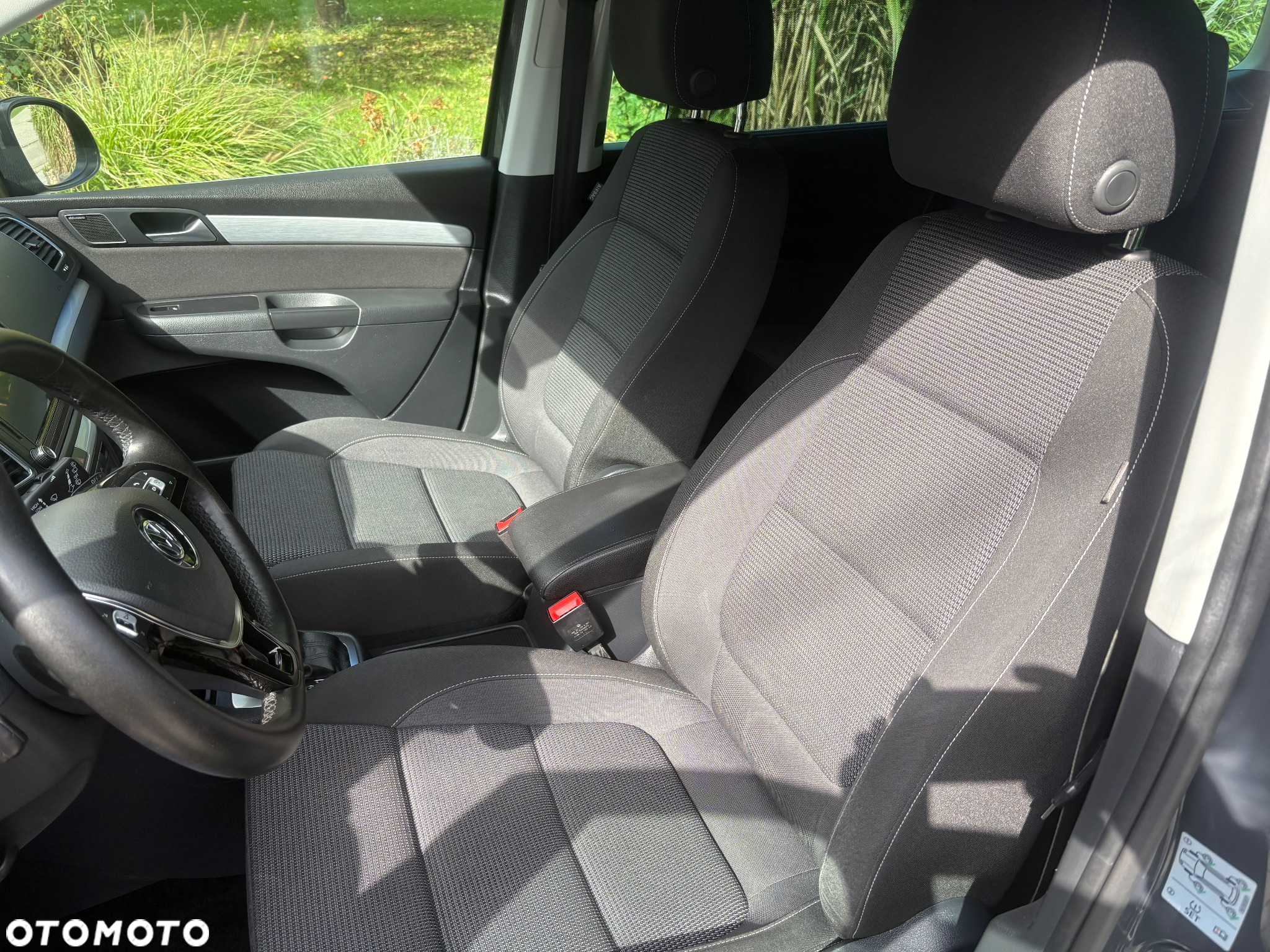 Volkswagen Sharan 2.0 TDI DSG (BlueMotion Technology) Comfortline - 25