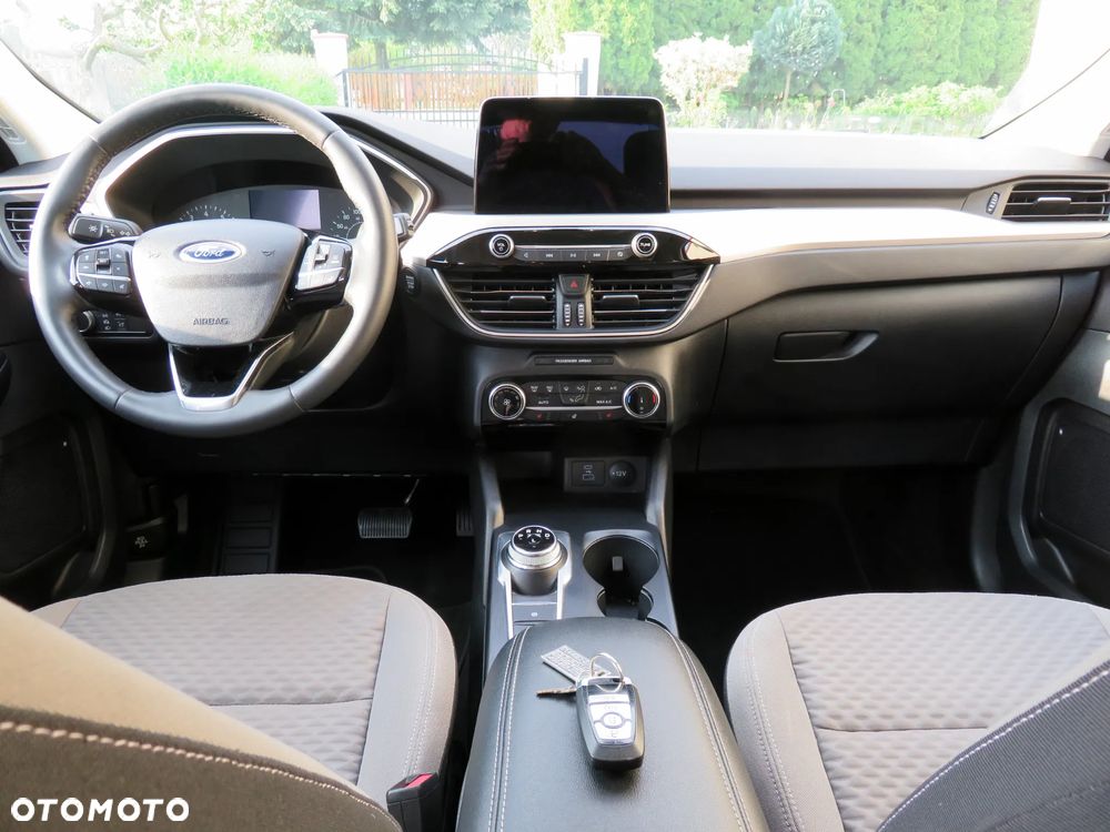 Ford Kuga - 9