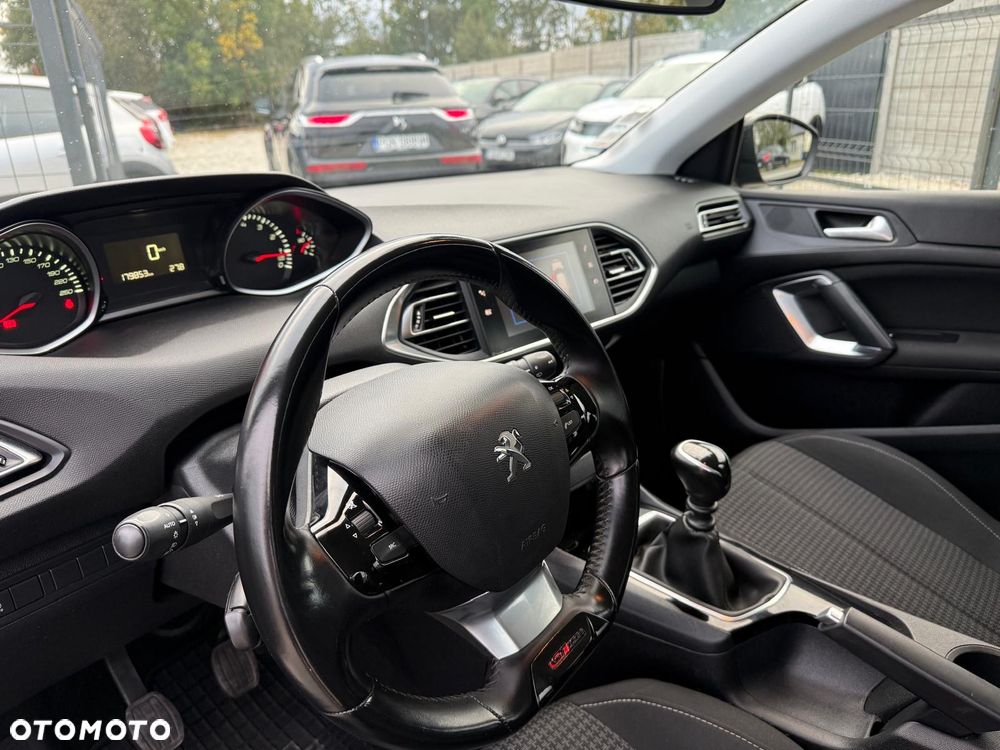Peugeot 308 - 17