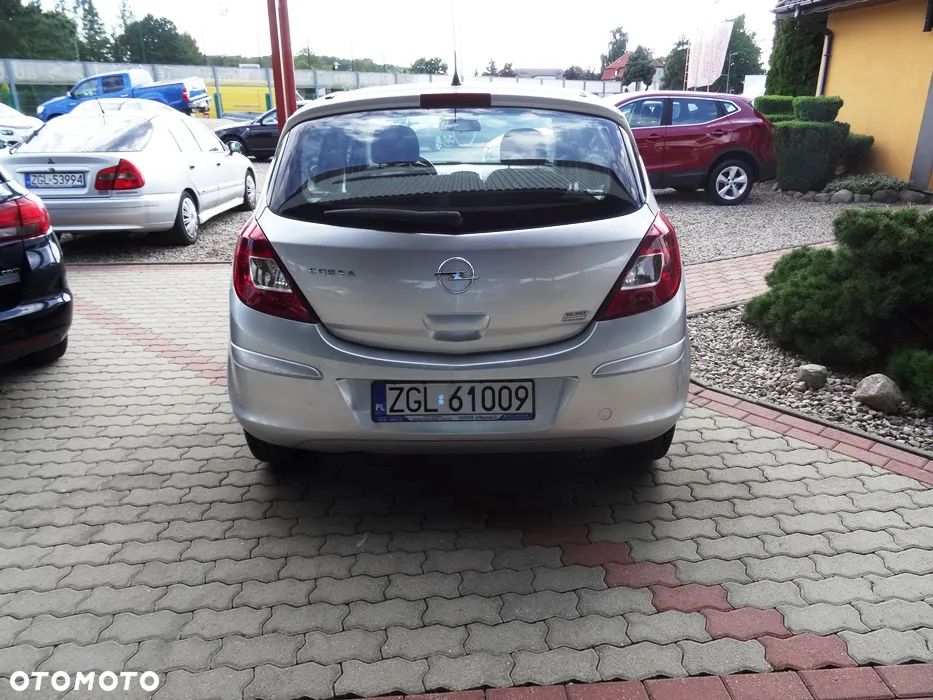 Opel Corsa 1.2 16V Enjoy - 6