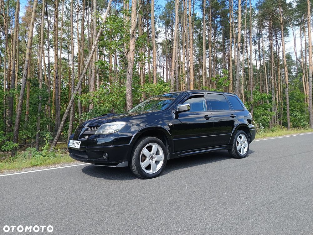 Mitsubishi Outlander 2.0 Turbo 4WD - 2
