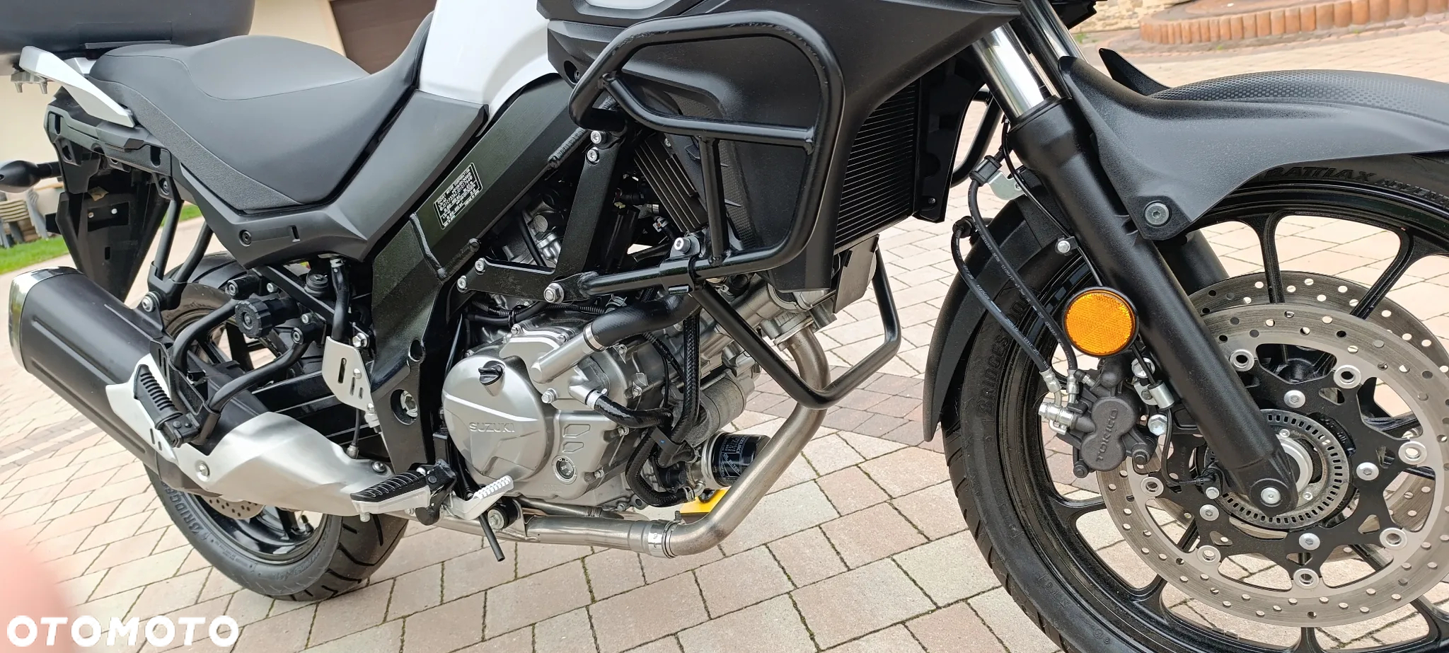 Suzuki V-STROM - 30