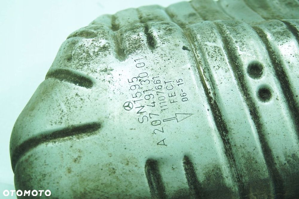 WYDECH TŁUMIK KOŃCOWY OE - MERCEDES E A207 W207 2.2 CDI 15r - 7