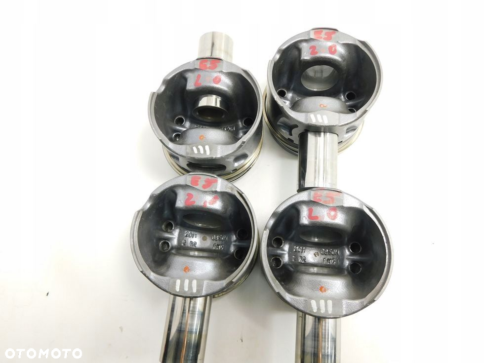 Tłok tłoki 2.0 HDI TDCI EURO 5 Ford Peugeot Citroen C5 III C4 II 508 5008 - 9