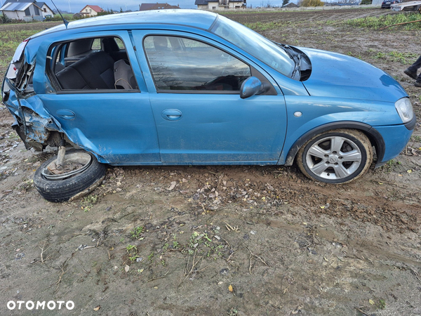 Części opel corsa c silnik 1.7 cdti Z17DTH skrzynia f23 kolor z20n