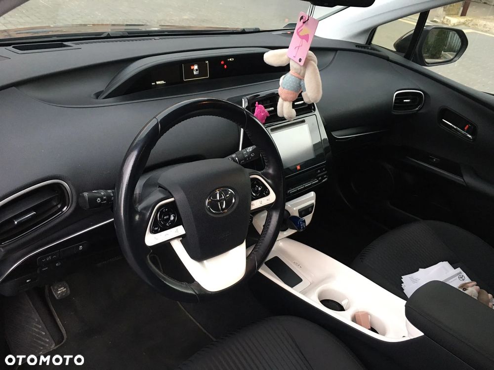 Toyota Prius 1.8 Hybrid Prestige - 35