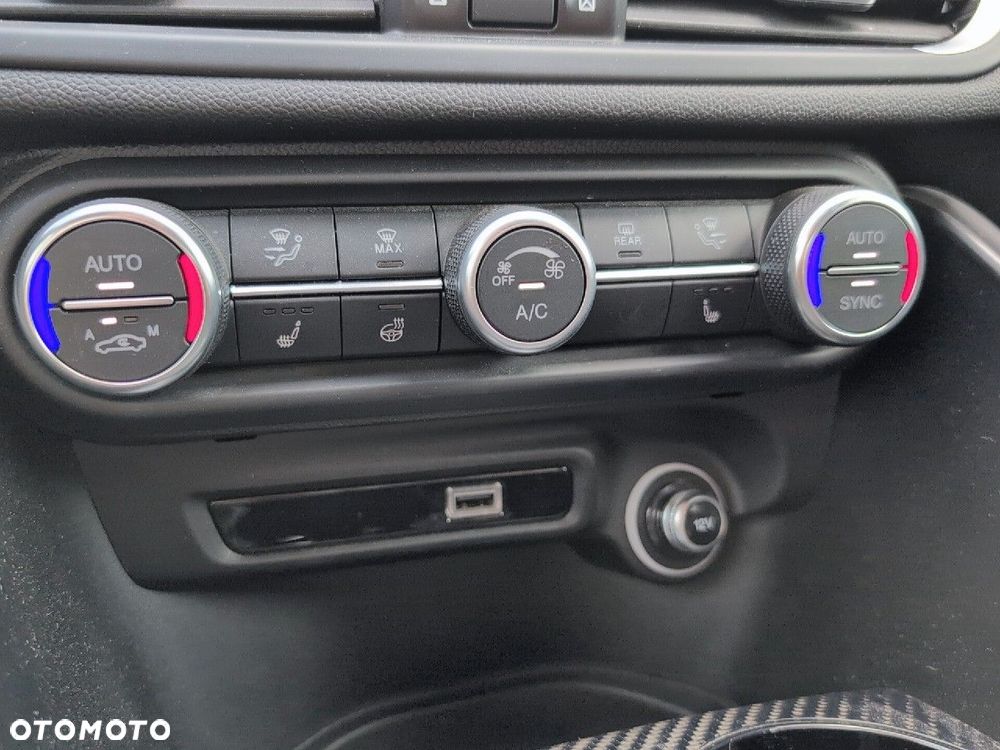 Alfa Romeo Giulia 2.9 Bi Turbo V6 Quadrifoglio - 18