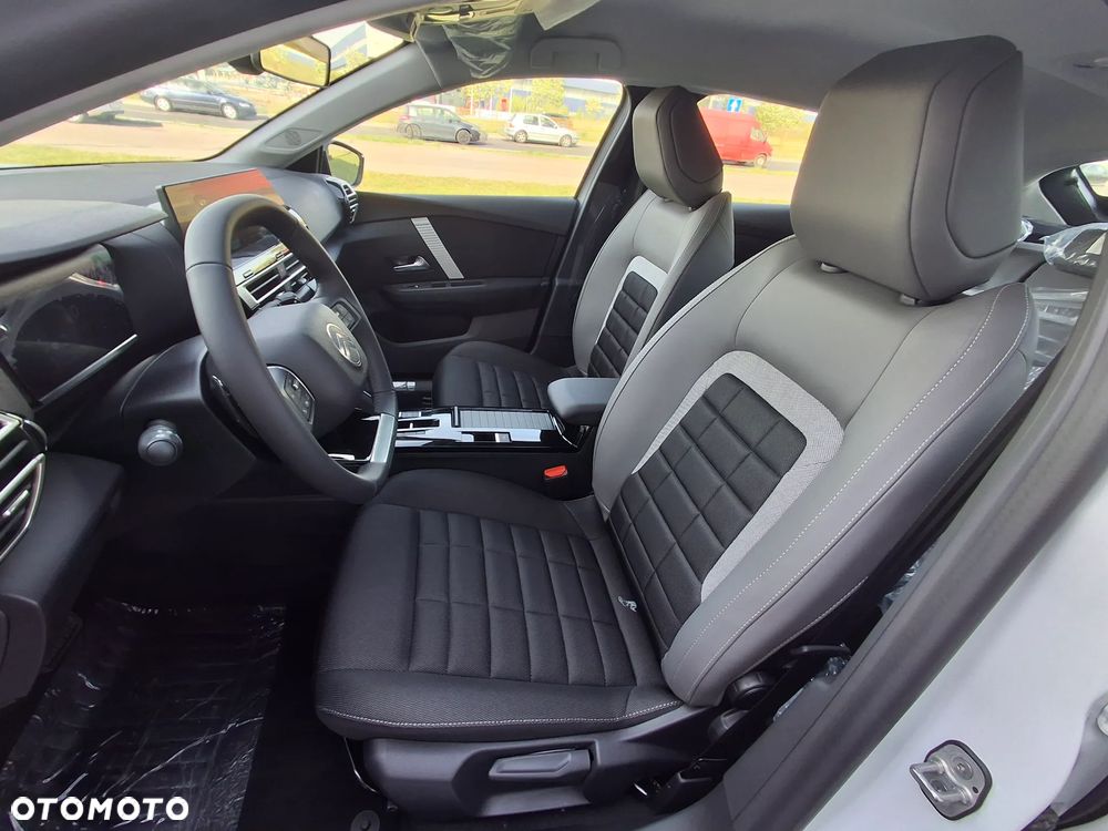 Citroën C4 1.2 PureTech Plus S&S EAT8 - 8