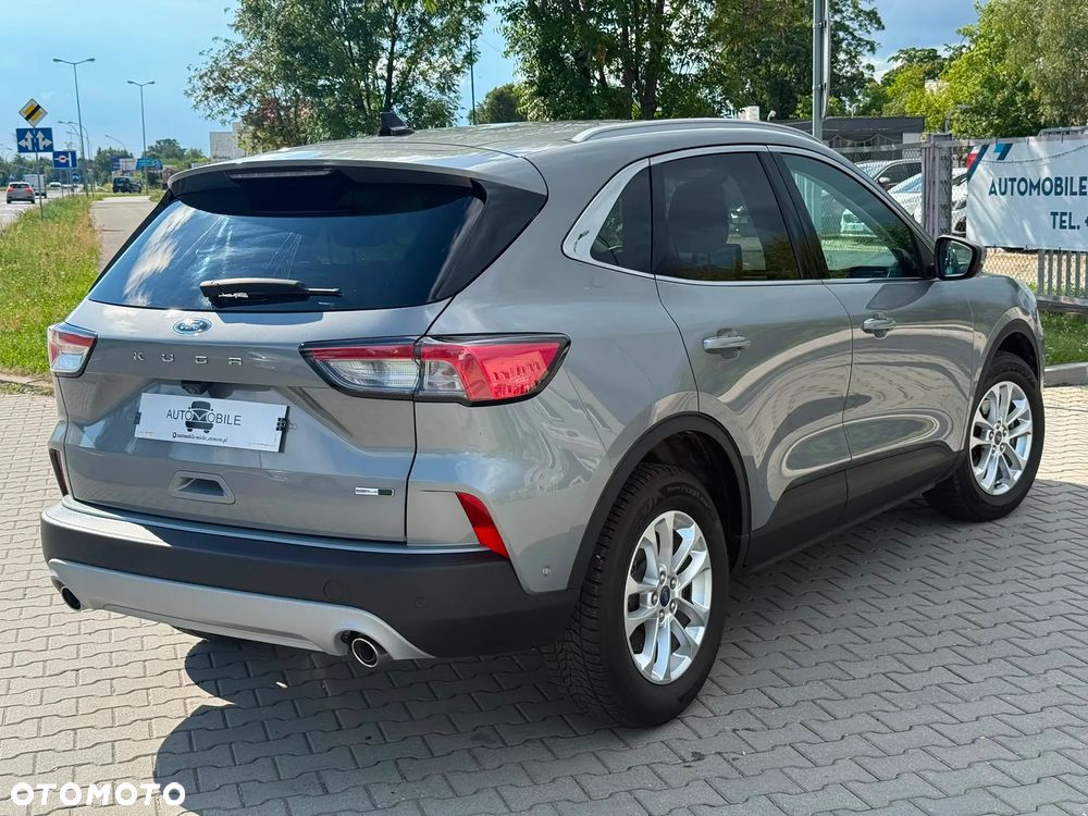 Ford Kuga 2.0 EcoBlue Hybrid TITANIUM - 4