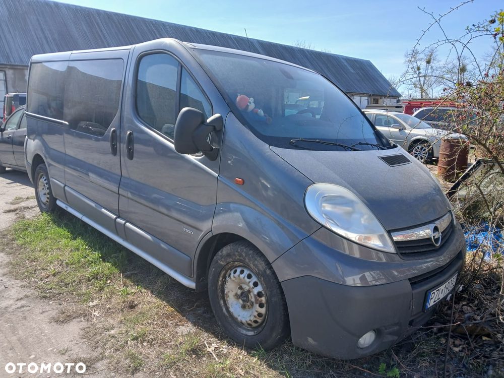 Opel Vivaro - 1
