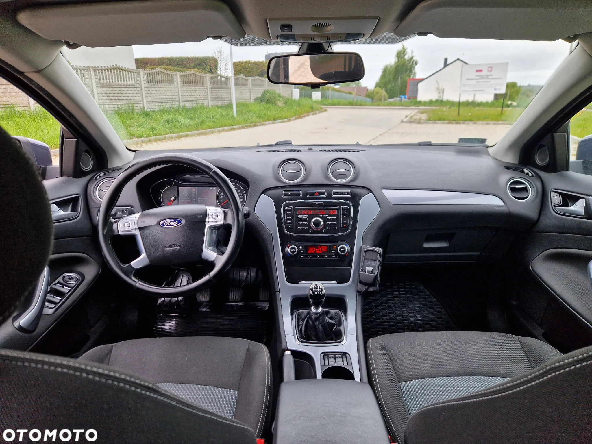 Ford Mondeo - 9