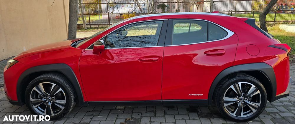 Lexus UX 250h 2.0L HEV 20H- (178 HP) 4X4 CVT Luxury - 7