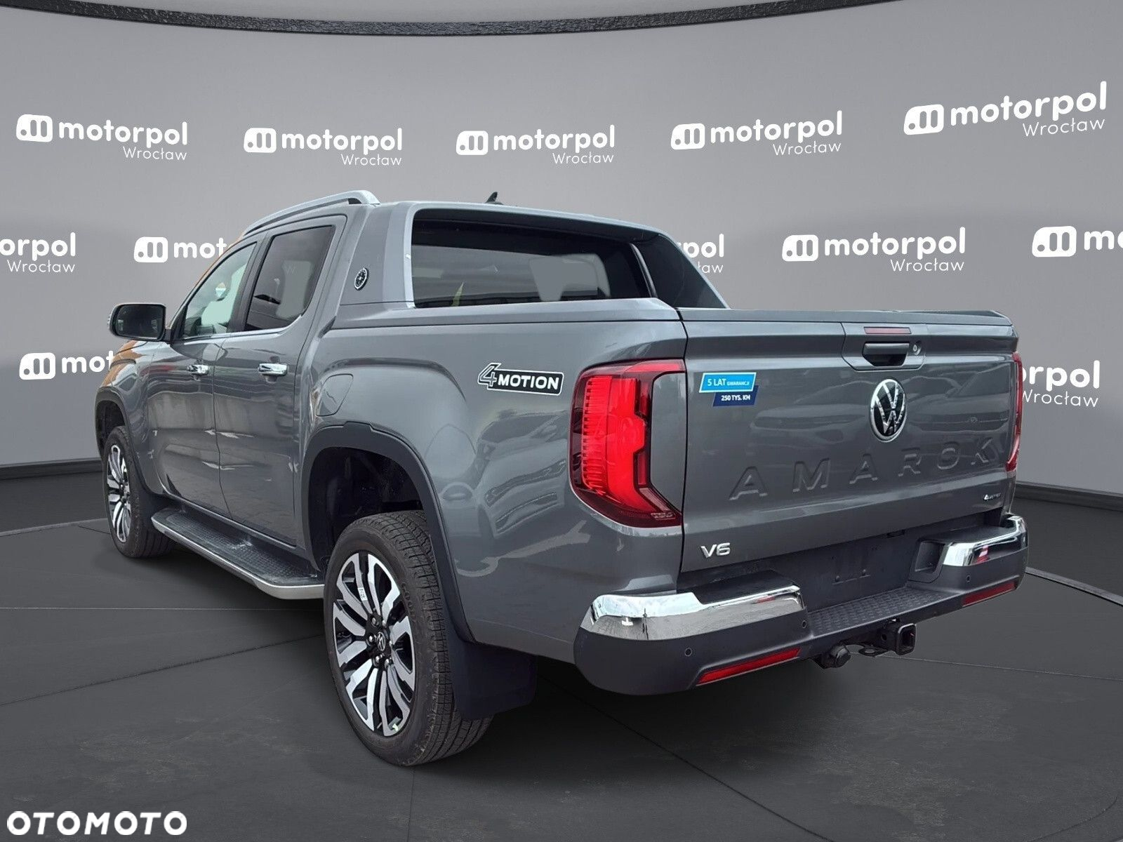 Volkswagen Amarok 3.0 V6 TDI 4Mot Aventura - 6