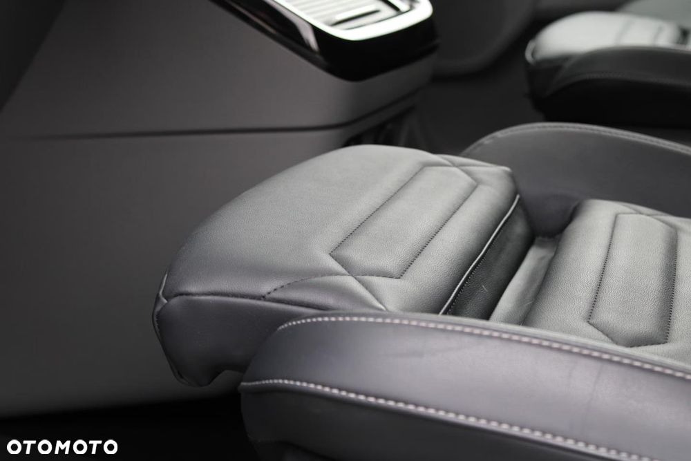 Ford Tourneo Custom 2.0 EcoBlue 320 AWD L2 Limited - 20