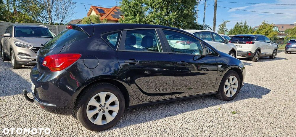 Opel Astra - 11