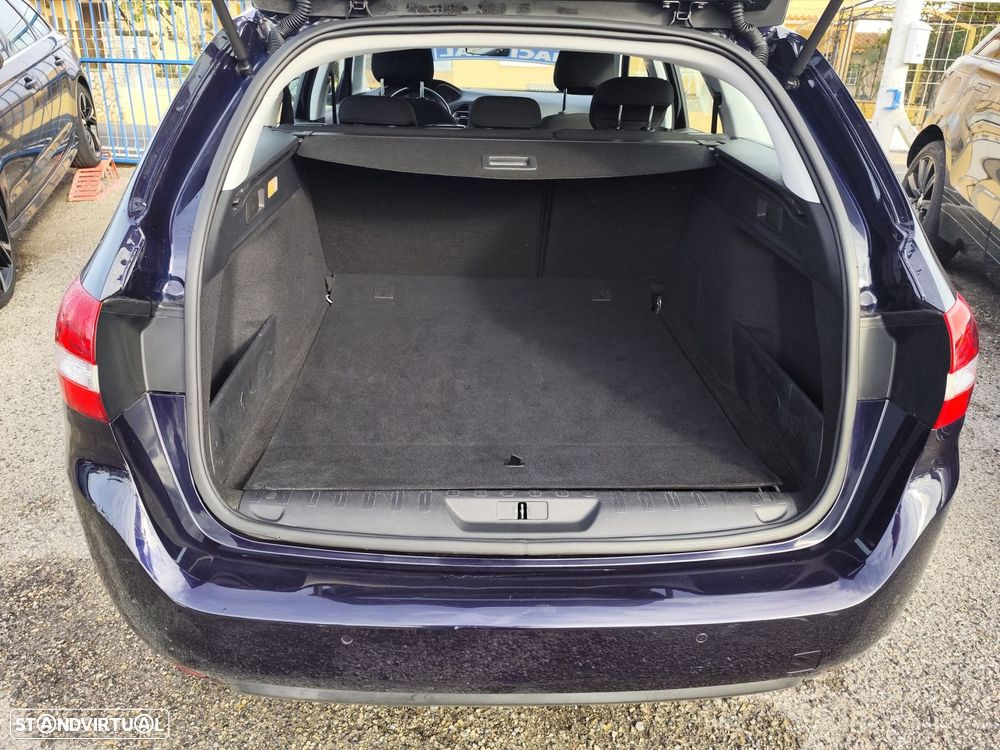 Peugeot 308 SW 1.6 BlueHDi Active - 11