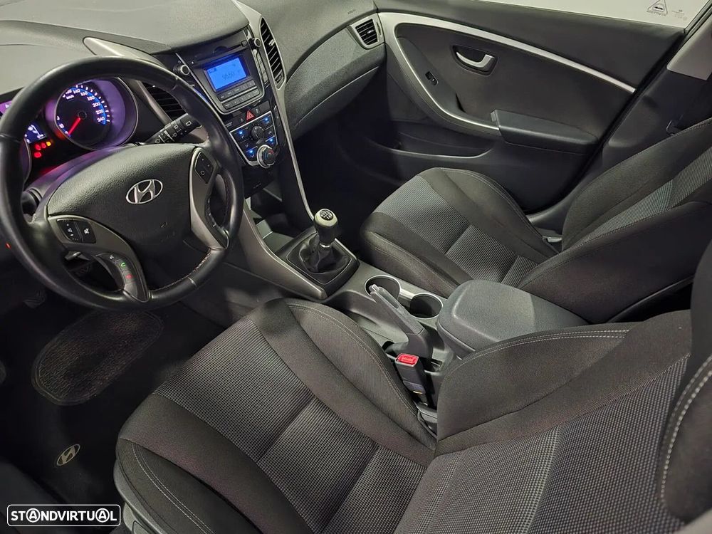 Hyundai i30 1.4 CRDi Blue Active - 18