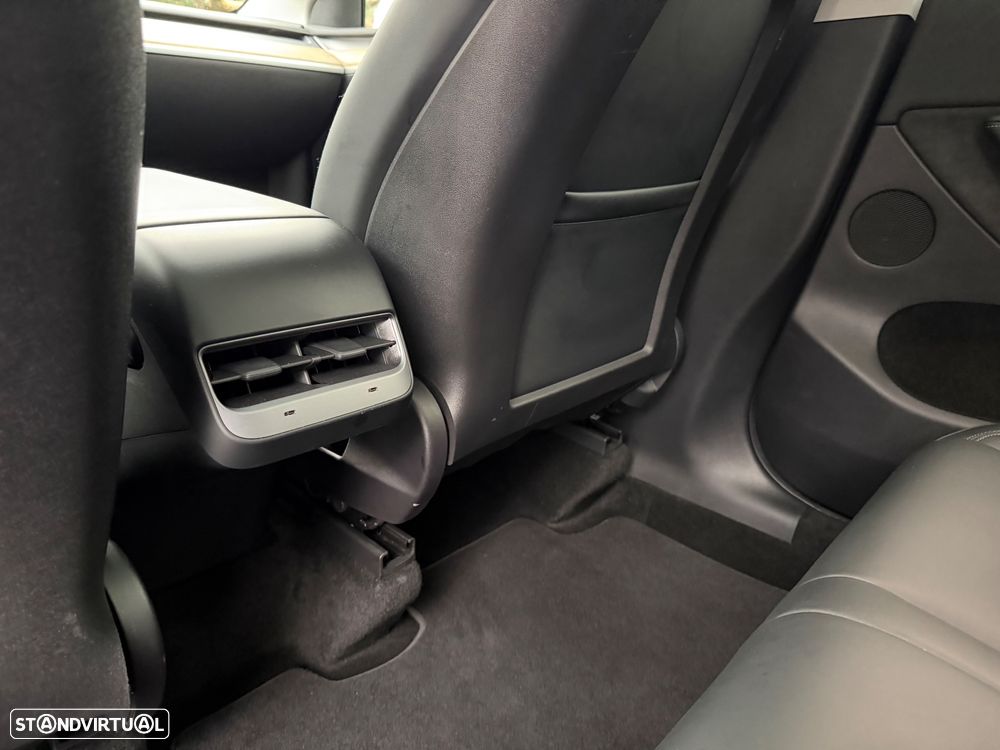 Tesla Model Y Tração Traseira - 30
