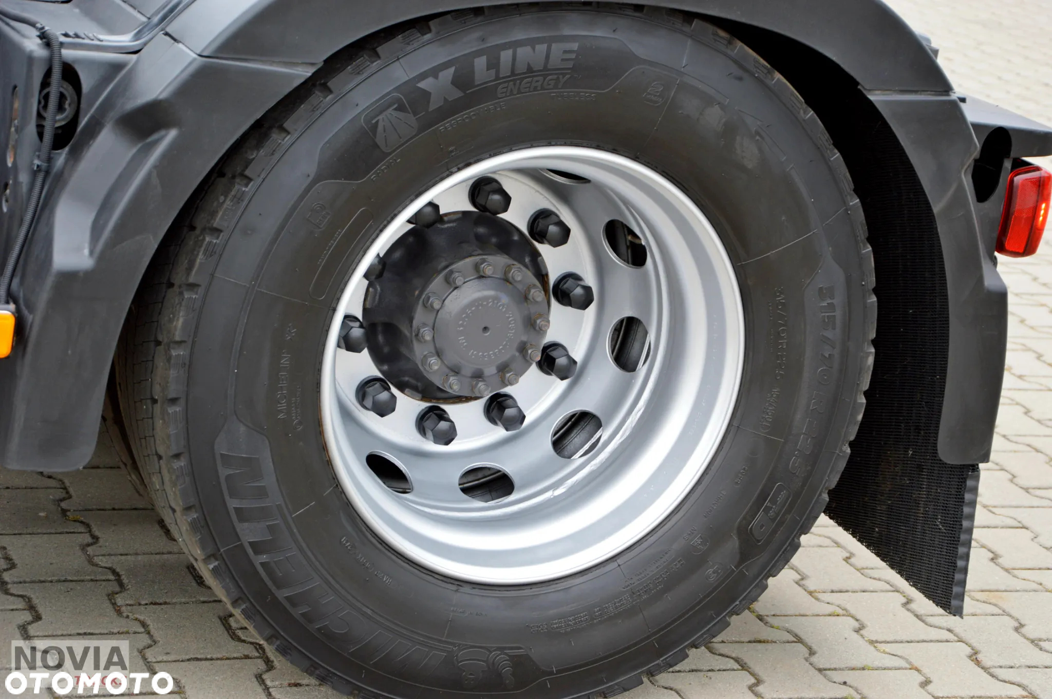 Volvo FH 500 | NIE I-SAVE | GLOB XL | KLIMA POSTOJOWA | ZŁOTY KONTRAKT SERWISOWY | 2 ZBIORNIKI - 21