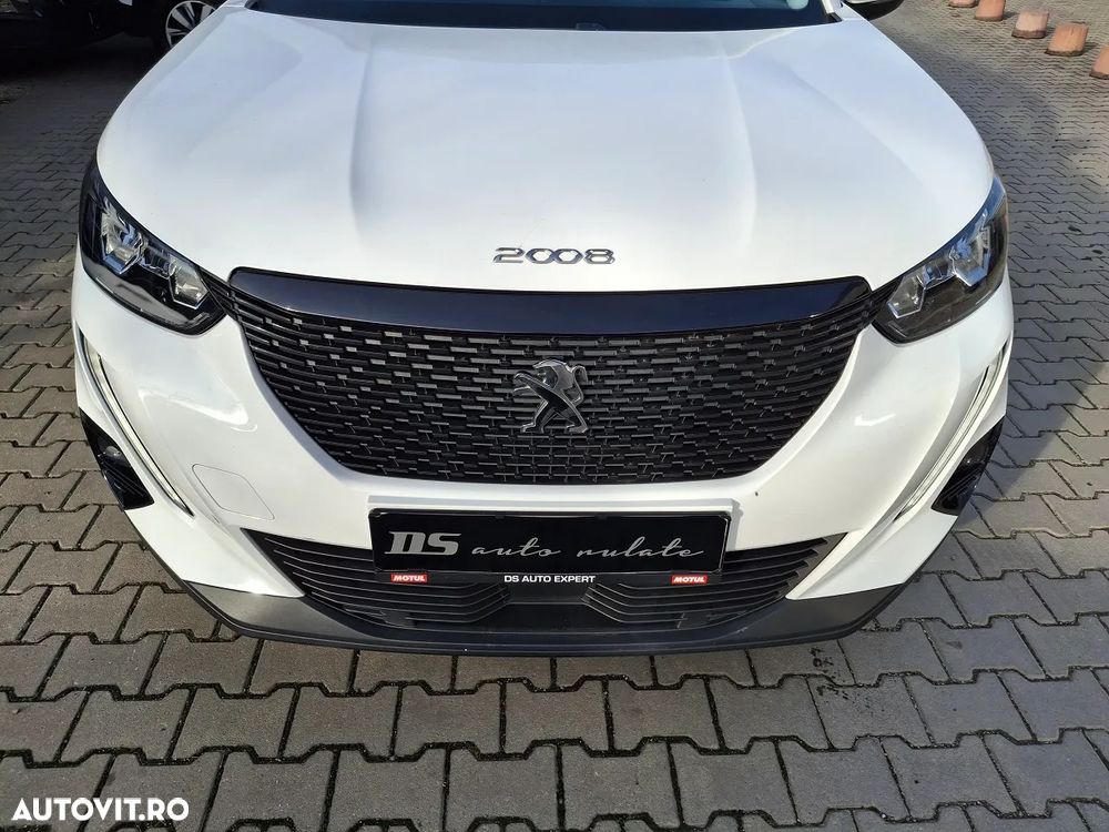 Peugeot 2008 PureTech 130 EAT8 Active - 24