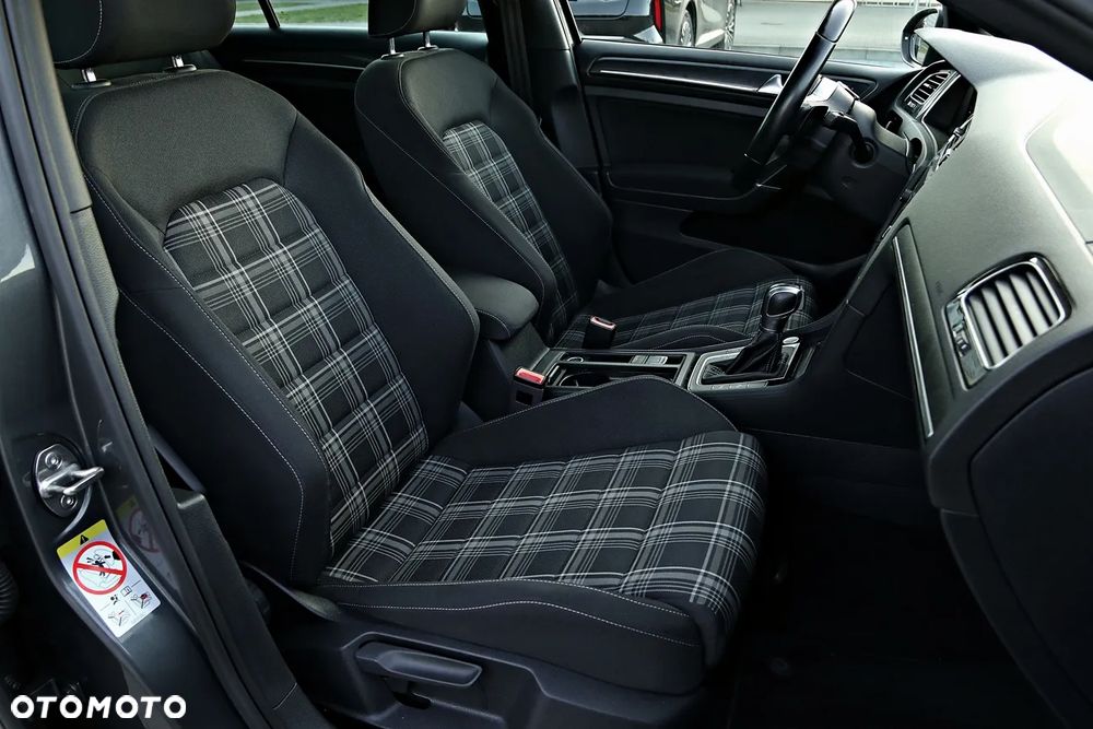 Volkswagen Golf GTD 2.0 TDI SCR DSG - 22
