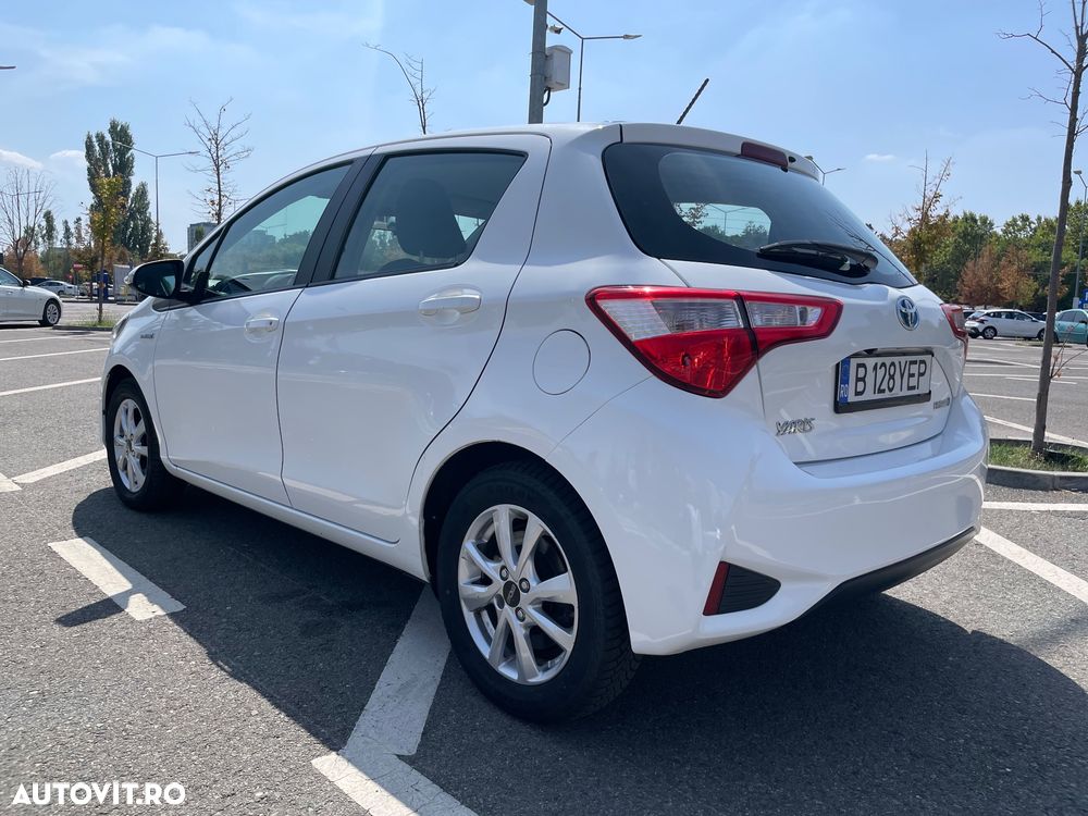 Toyota Yaris 1.5 VVT-i HSD Sol - 6