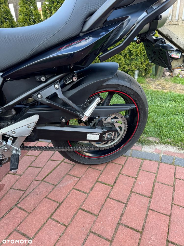 Yamaha FZ6 - 9