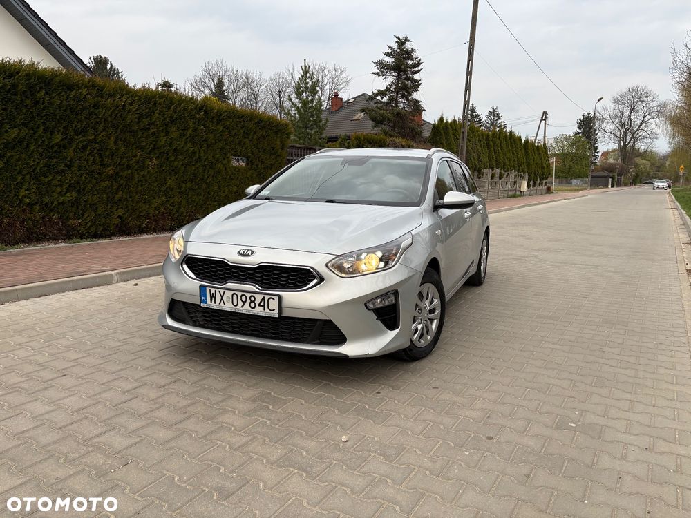 Kia Ceed 1.6 CRDi mHEV M - 9