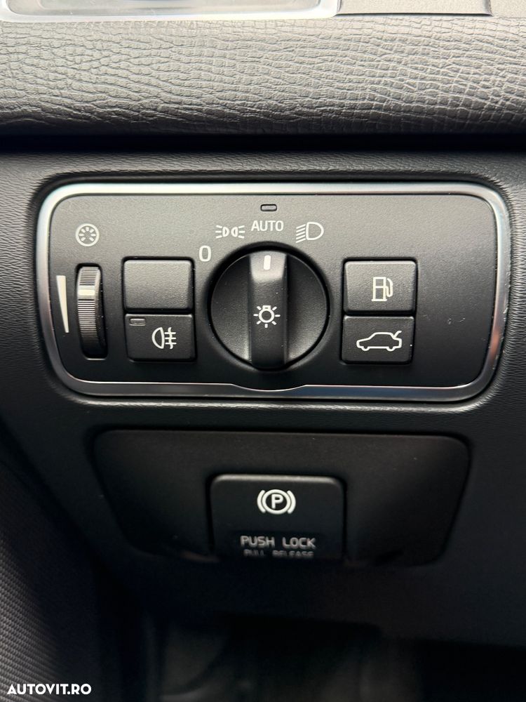 Volvo XC 60 D4 VEA Start-Stop Momentum - 15