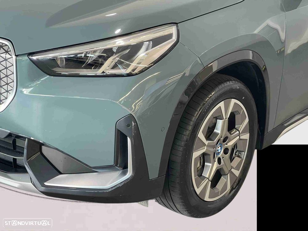 BMW iX1 eDrive20 - 6