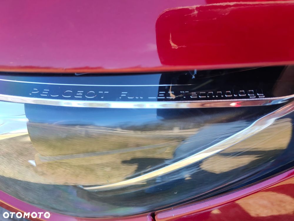 Peugeot 308 2.0 Blue HDi Allure S&S - 17